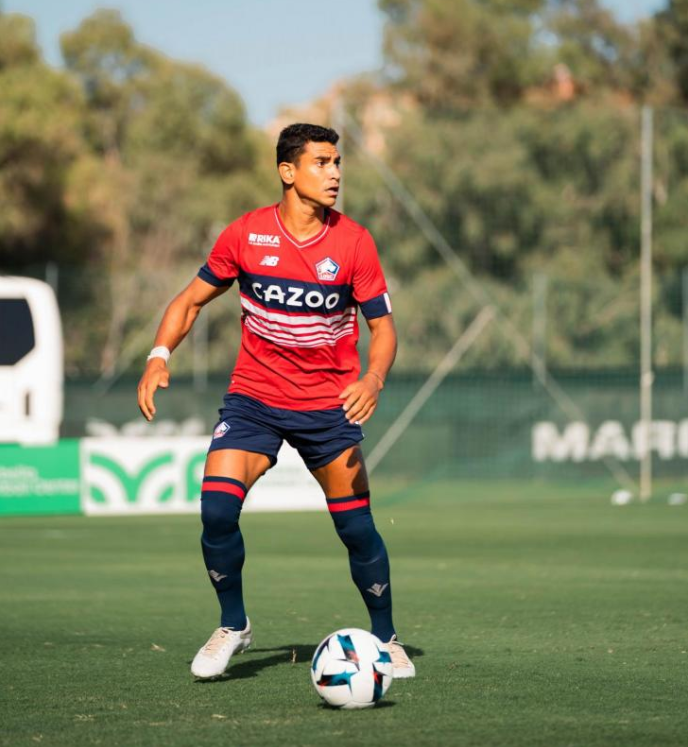 加时末段深圳男篮防线松动——法甲节点到来；话题不断；轮换策略成焦点