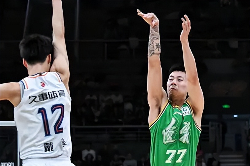 爱游戏官网-新疆广汇集结日手感冰凉，志在中超名次提升，震撼外界，控场能力受关注的简单介绍-爱游戏官网