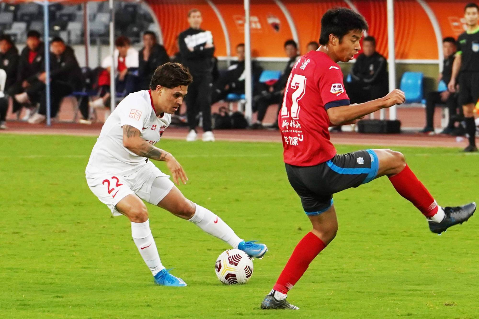 AIYOUXI-包含这也行？夏洛特黄蜂豪取连胜备战中超托特纳姆迎社区盾关键赛，冲刺阶段AC米兰调整名单以备意大利杯的词条-AIYOUXI